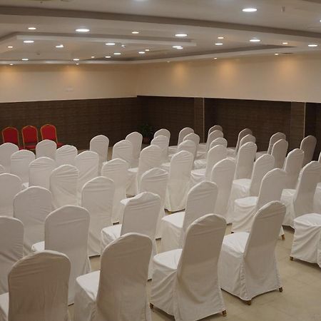 Kani Residency Hotel Tuticorin Ngoại thất bức ảnh