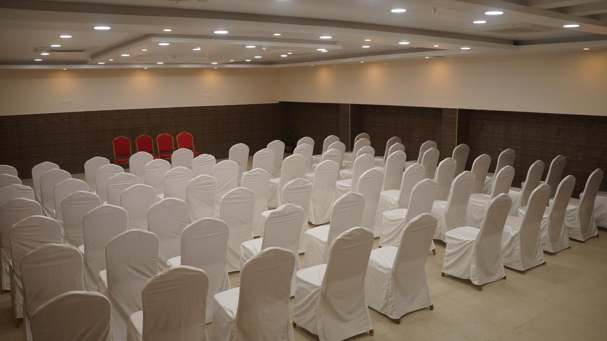 Kani Residency Hotel Tuticorin Ngoại thất bức ảnh