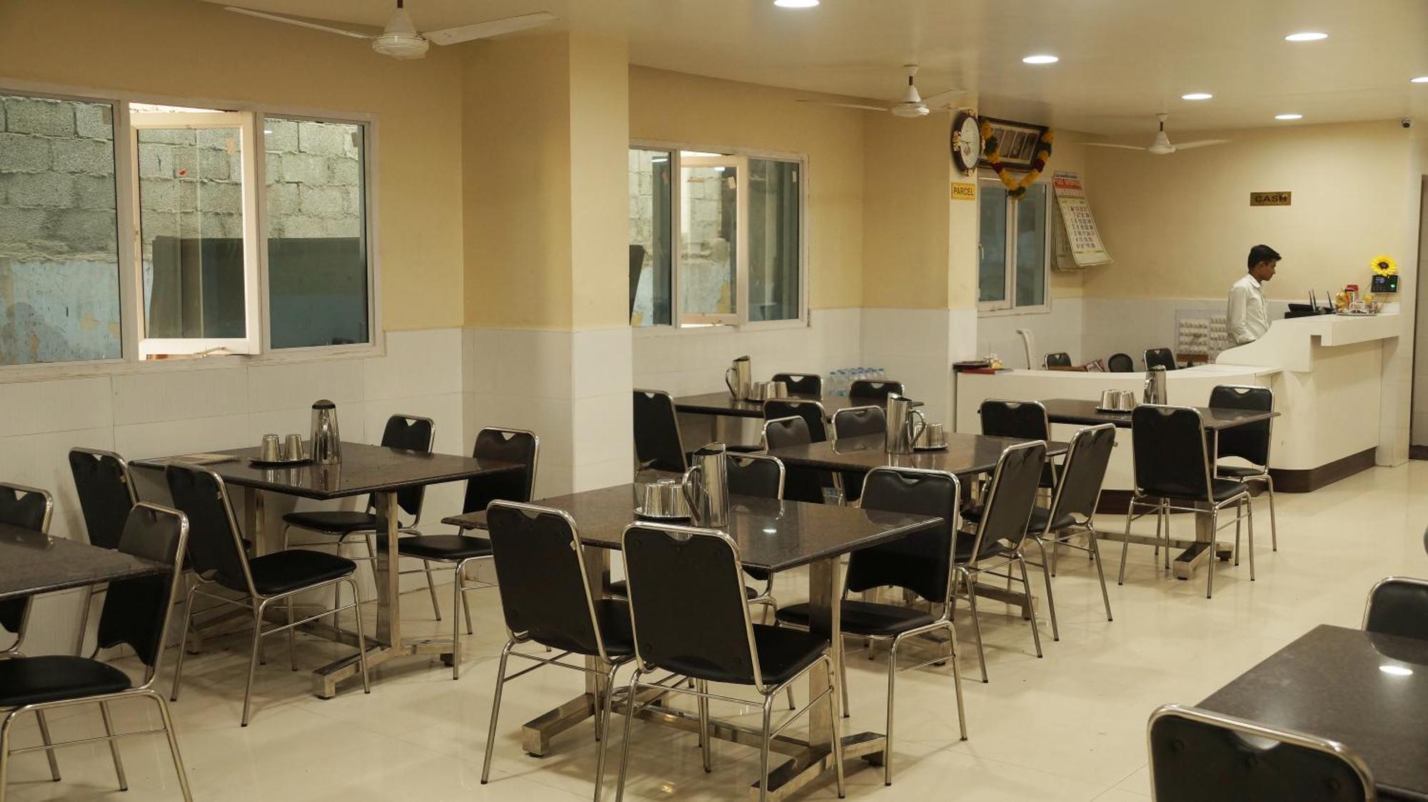 Kani Residency Hotel Tuticorin Ngoại thất bức ảnh