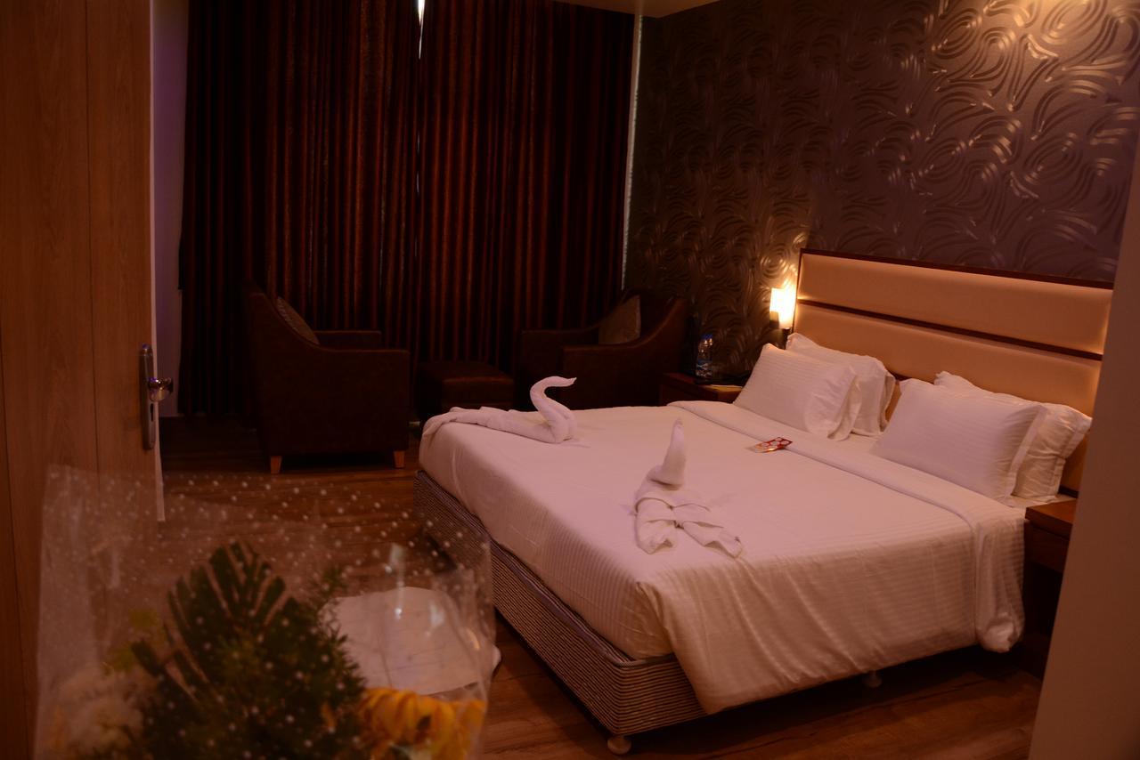 Kani Residency Hotel Tuticorin Ngoại thất bức ảnh